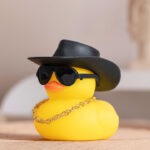 قطعة واحدة لعبة بطة مطاطية صفراء كيوت، بطة صغيرة صفراء للحمام واللعب في الماء، للضغط والنقيق، بطة صغيرة صفراء للعب في الماء، هدية صغيرة لمتجر الشاي بالحليب، بطة صغيرة، تزيين المكتب، ديكور المنزل، هدية لموسم التخرج