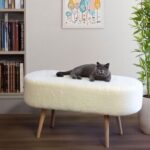 Retro Ahşap Ayaklı Geniş Oturum Alanlı Oval Bench Puf Beyaz Teddy