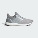 Ultraboost_1.0_Fortnite_Shoes_Silver_JS1632_01_00_standard.jpg