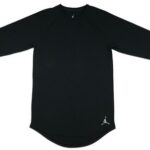 Nike Mens Air Jordan 3/4 Sleeves T-Shirt Medium