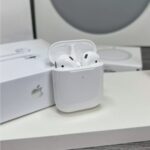 Apple 2nd Generation Bluetooth Earbuds with MagSafe Wireless Charging Case White