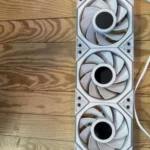 LIAN LI - UNI FAN - TL LCD 120 - RGB - 3 PACK - WHITE - REVERSE